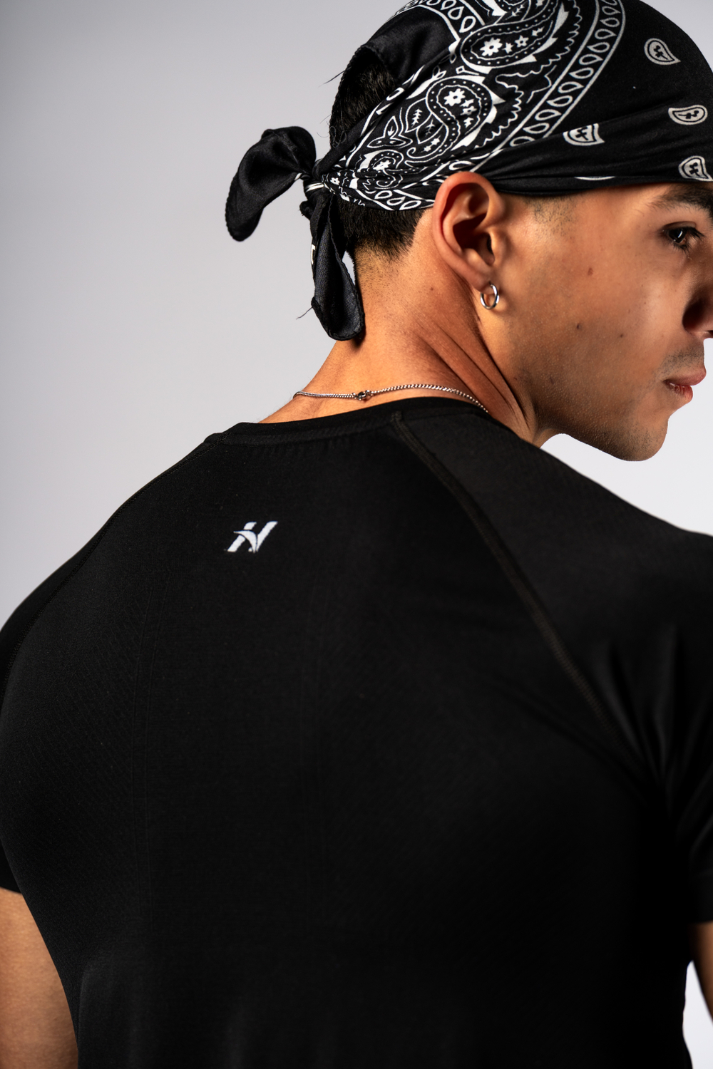 Футболка Seamless Short-Sleeve Top POWER 900 Черная