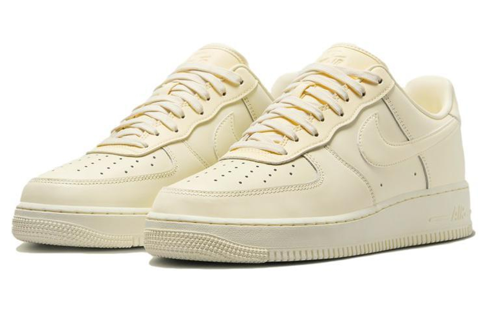 Кроссовки Nike Air Force 1 "Coconut Milk"