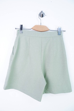 Шорты LookOnline свободные, маркировка S, визуально на 44 размер