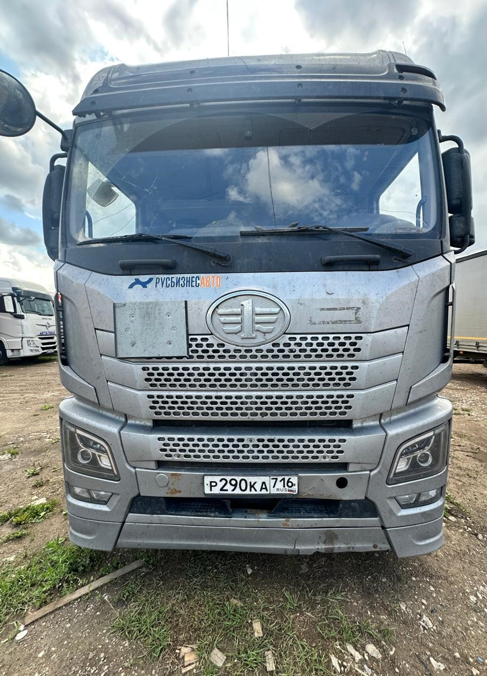 FAW JH6 4x2 Седельный тягач CA4180P25K15E5A80 (Дизельный, 11,6 л, 453 л.с., АТ)