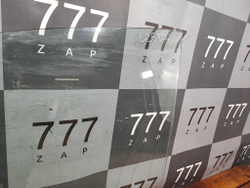 Стекло переднее левое Grand Vitara 2 (JT) 05-15 Б/У Оригинал 8450265J00