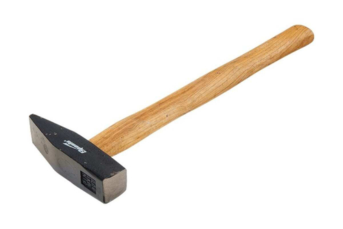 Молоток слесарный, 700 г, квадратный боек, деревянная рукоятка Sparta, 102135