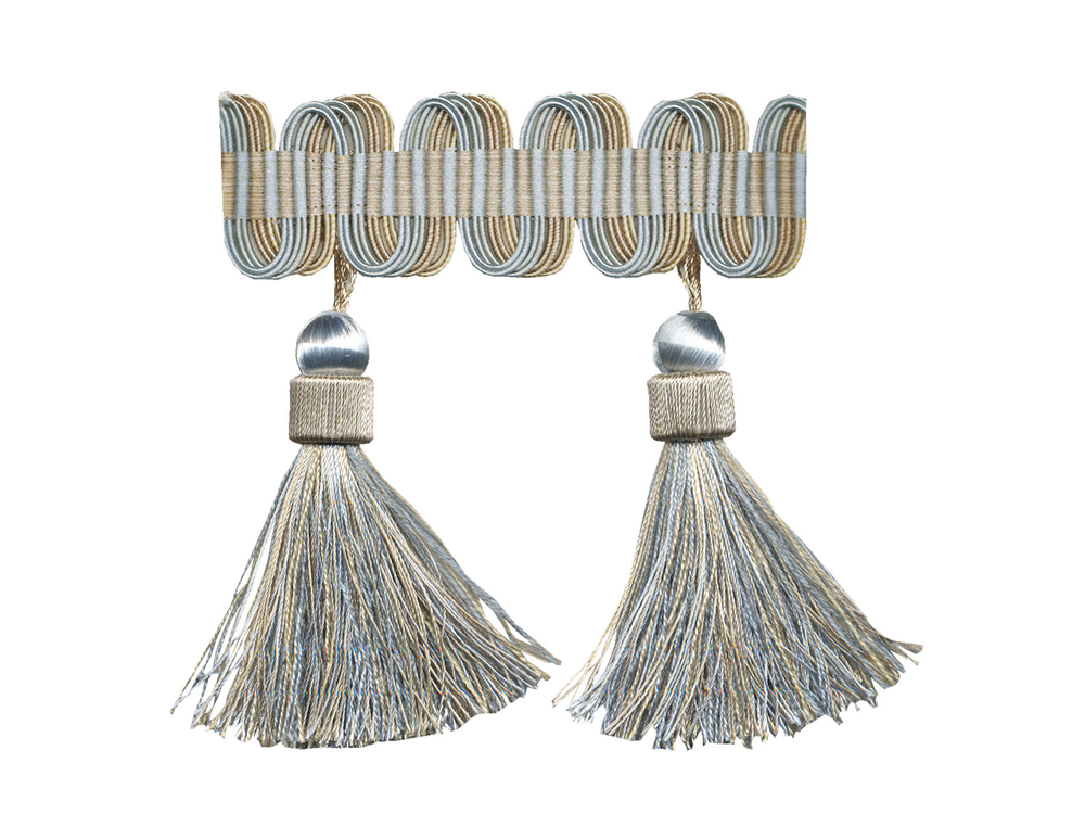 10017/45 Бахрома с шариками и кисточками