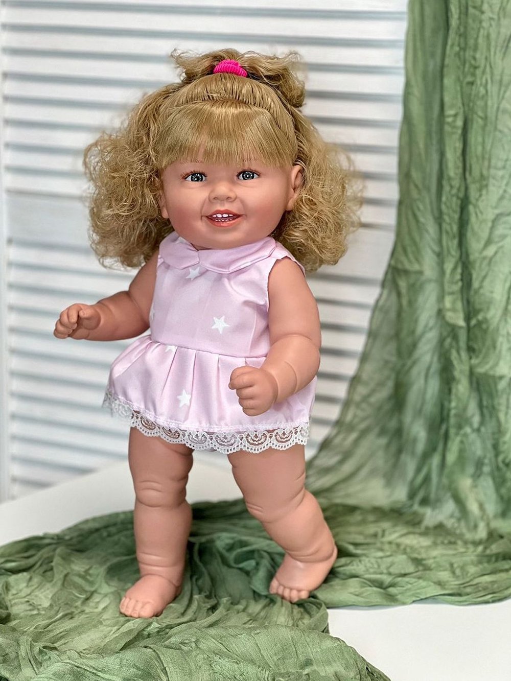 Кукла Manolo Dolls виниловая Diana 47см в пакете (7266)
