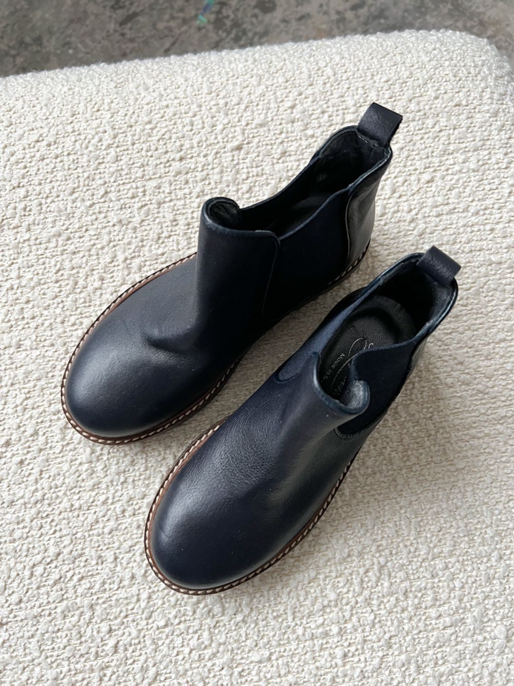 Новые кожаные ботинки Bonpoint, 33