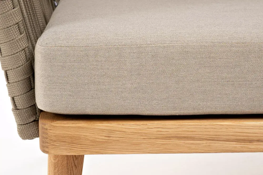 "Мальорка" кресло плетеное из роупа, основание дуб, роуп серо-коричневый 23мм, ткань бежевая 15052