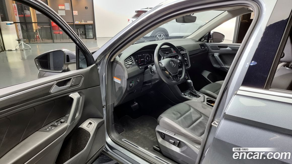 Volkswagen Tiguan Allspace 2.0 TDI Prestige (10.2020)