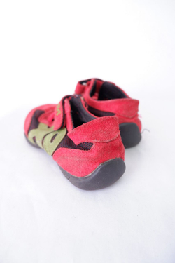 Кроссовки красные стильные 26 размер