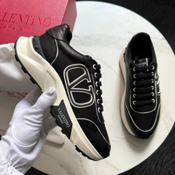 Кроссовки Valentino