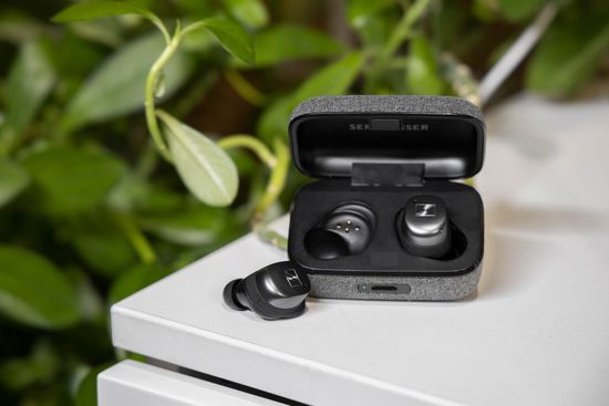 Беспроводные наушники Sennheiser Momentum True Wireless 3 Graphite