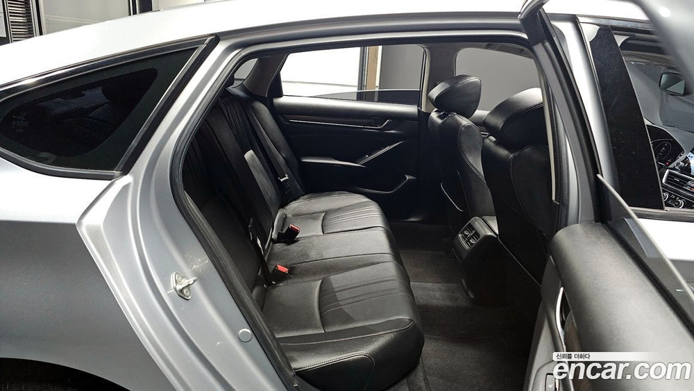 Honda Accord 10 Generation 1.5 Turbo (12.2019)