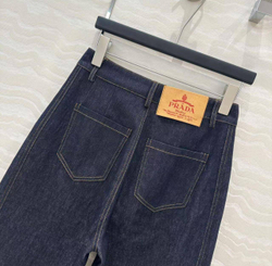 Джинсы Prada