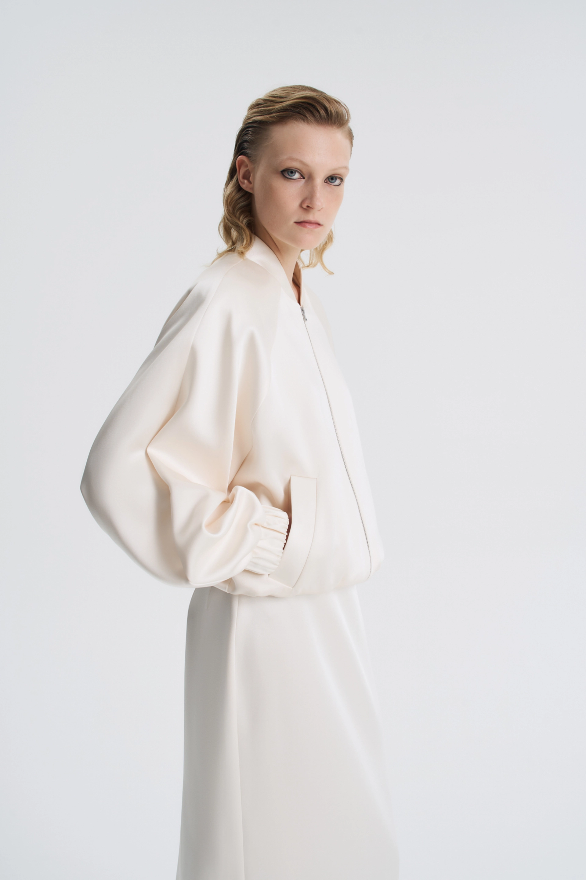 Бомбер оверсайз из тафты