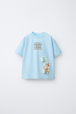 ZARA ФУТБОЛКА С НАШИВКАМИ ИСТОРИЯ ИГРУШЕК © DISNEY PIXAR, НЕБЕСНО-ГОЛУБОЙ
