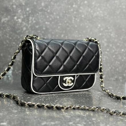 Сумка CHANEL 20 см