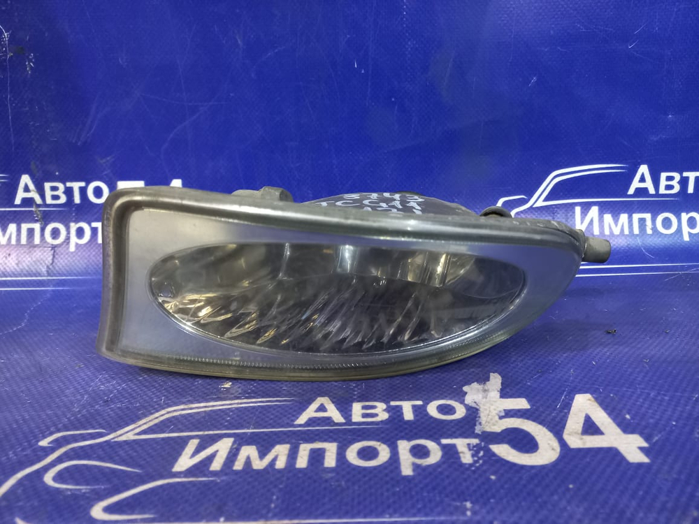 Туманка левая TOYOTA BREVIS 2001-2007