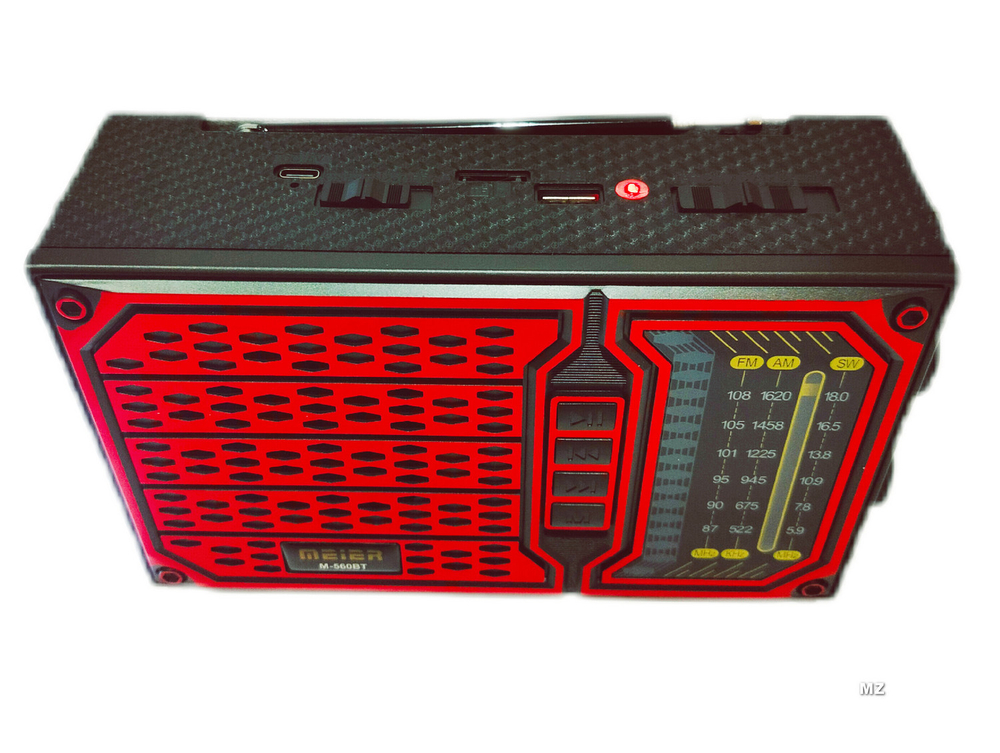 Радиоприемник с MP3 плеером, Bluetooth+фонарь DSP radio M-560BT