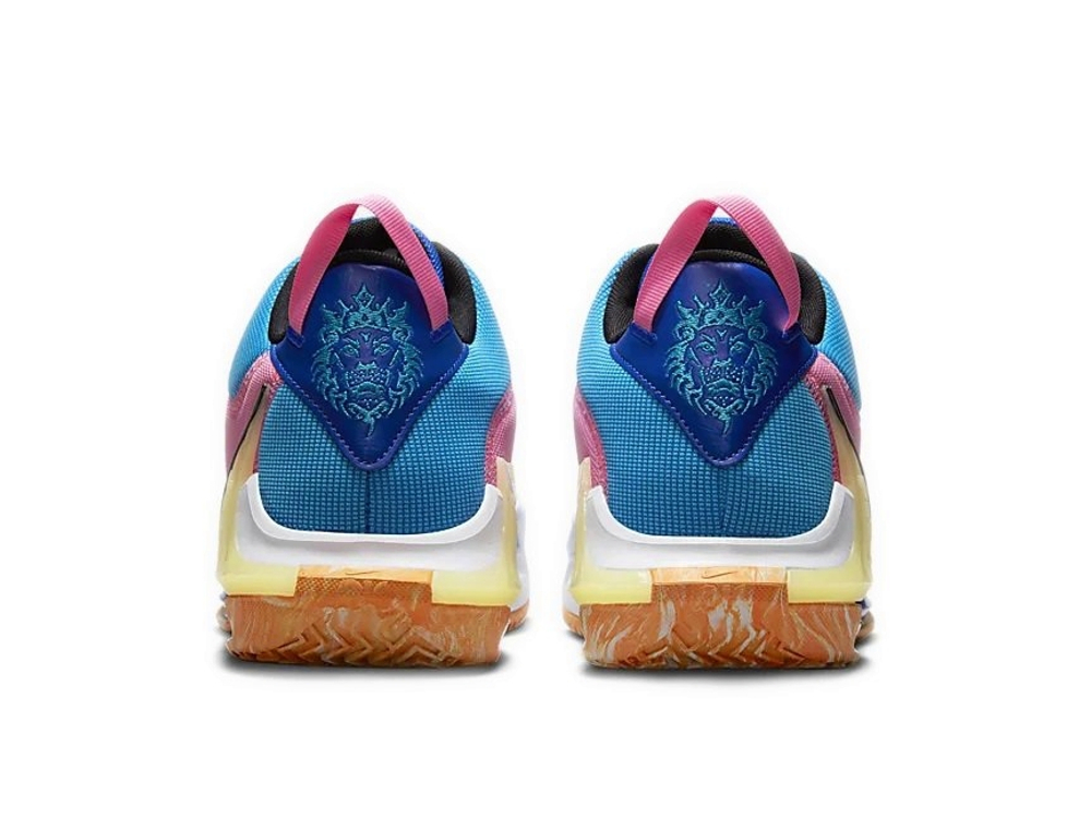 Кроссовки баскетбольные Nike Lebron Witness VII