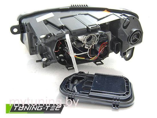 Фара передняя XENON CHROME RIGHT TYC для AUDI A6 C6 04.04-08