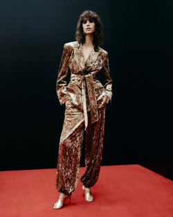 ZARA БРЮКИ-БАЛЛОНЫ ИЗ БАРХАТА С МЕТАЛЛИЗИРОВАННОЙ НИТЬЮ, ЗОЛОТИСТЫЙ