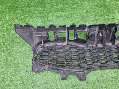 Решетка радиатора KIA Ceed 2 JD (2012-2015)