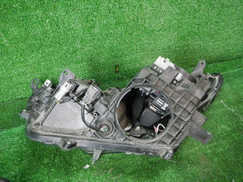 Фара правая Toyota RAV4 4 CA40 (2015-2019) LED