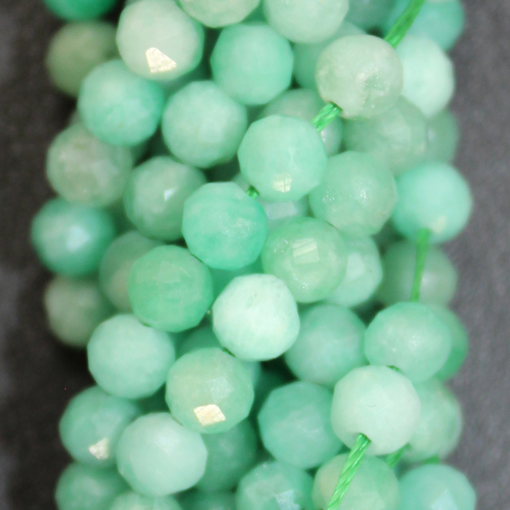 Изумруд ААА юв огр бусины 3мм 4мм