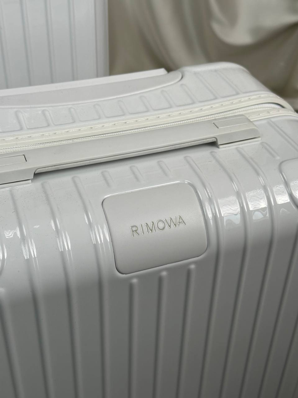 Чемодан Rimowa S, арт. 477563402