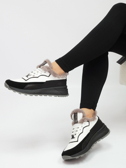 Кроссовки женские зимние