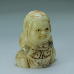 Нэцкэ Девочка с рыбой