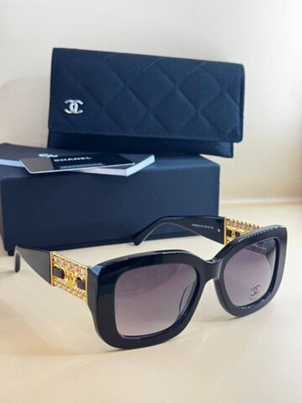 Солнцезащитные очки CHANEL