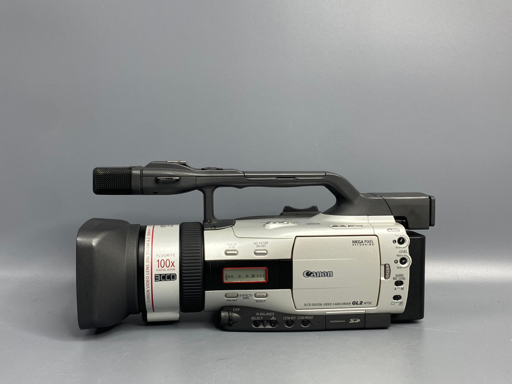 Canon GL2