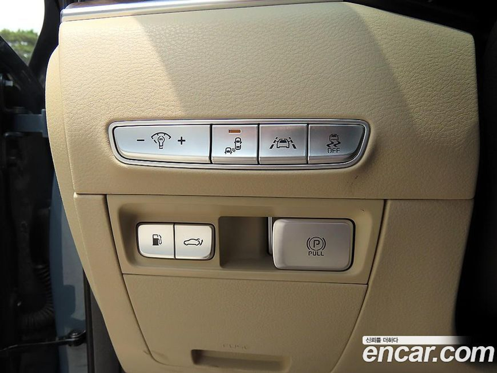 Kia The K9 (Quoris/K900) 3.8 GDI AWD (02.2020)