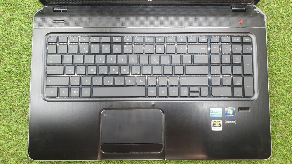 17.3" Ноутбук HP i5/4 Gb/GT 630M покупка/продажа