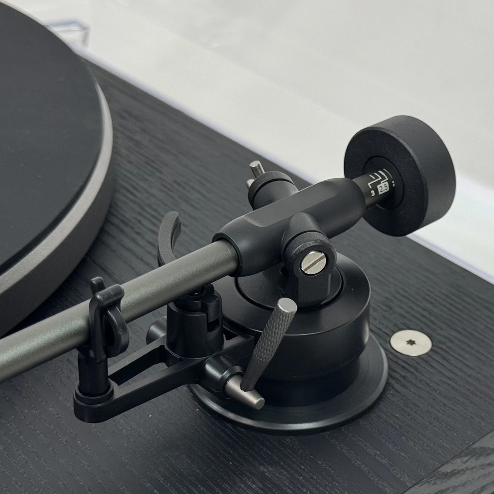 Проигрыватель виниловых дисков Phaze Audio Adelle Цвет: Чёрный [Shadow black]