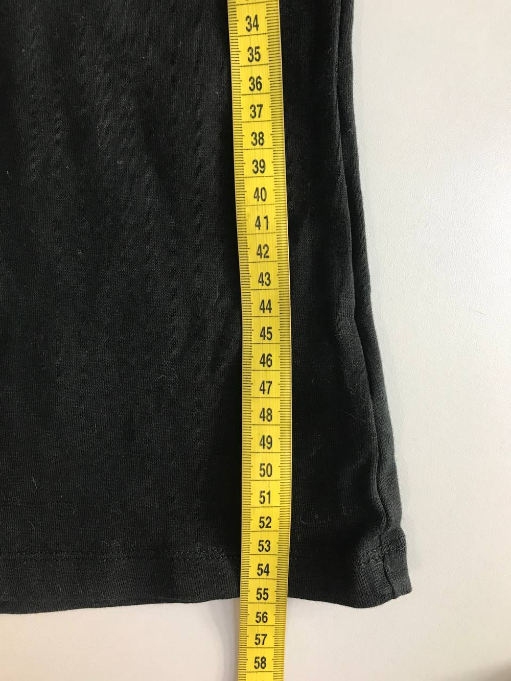 Футболка H&M базовая, визуально на 40 размер