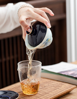 278182 Гайвань ЛОТОС 130 мл , фарфор белый-синий