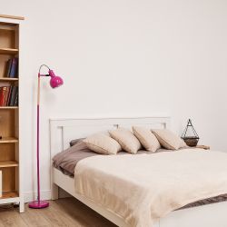 UML-T702 E14 PINK Торшер напольный под лампу Е14. 60W. с регулировкой наклона. Механический выключатель. Розовый. ТМ Uniel