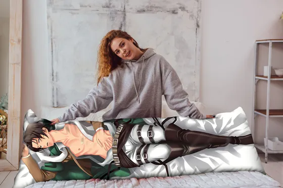 Дакимакура Майк Захариас и Леви