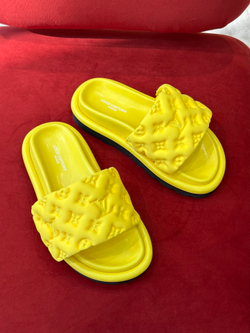 Louis Vuitton Pool Pillow Flat Comfort Mule