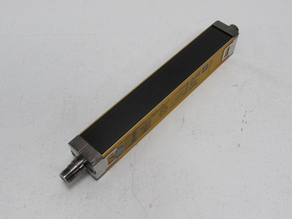 OMRON Yaskawa F3SN-A0189P14-01-L