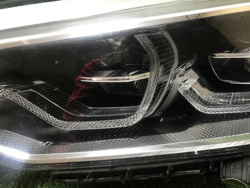 Битая Фара левая BMW 5er G30 (17-20) Adaptive LED