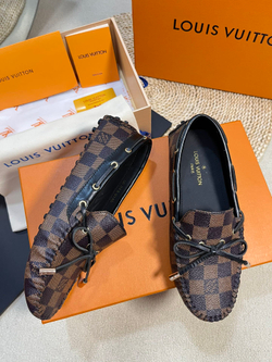 Louis Vuitton Mocassin