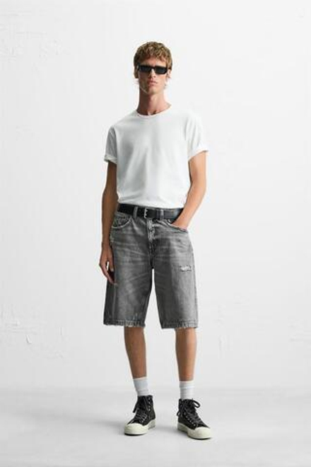 ZARA ДЖИНСОВЫЕ БЕРМУДЫ СВОБОДНОГО КРОЯ С ДЫРАМИ, СЕРЫЙ