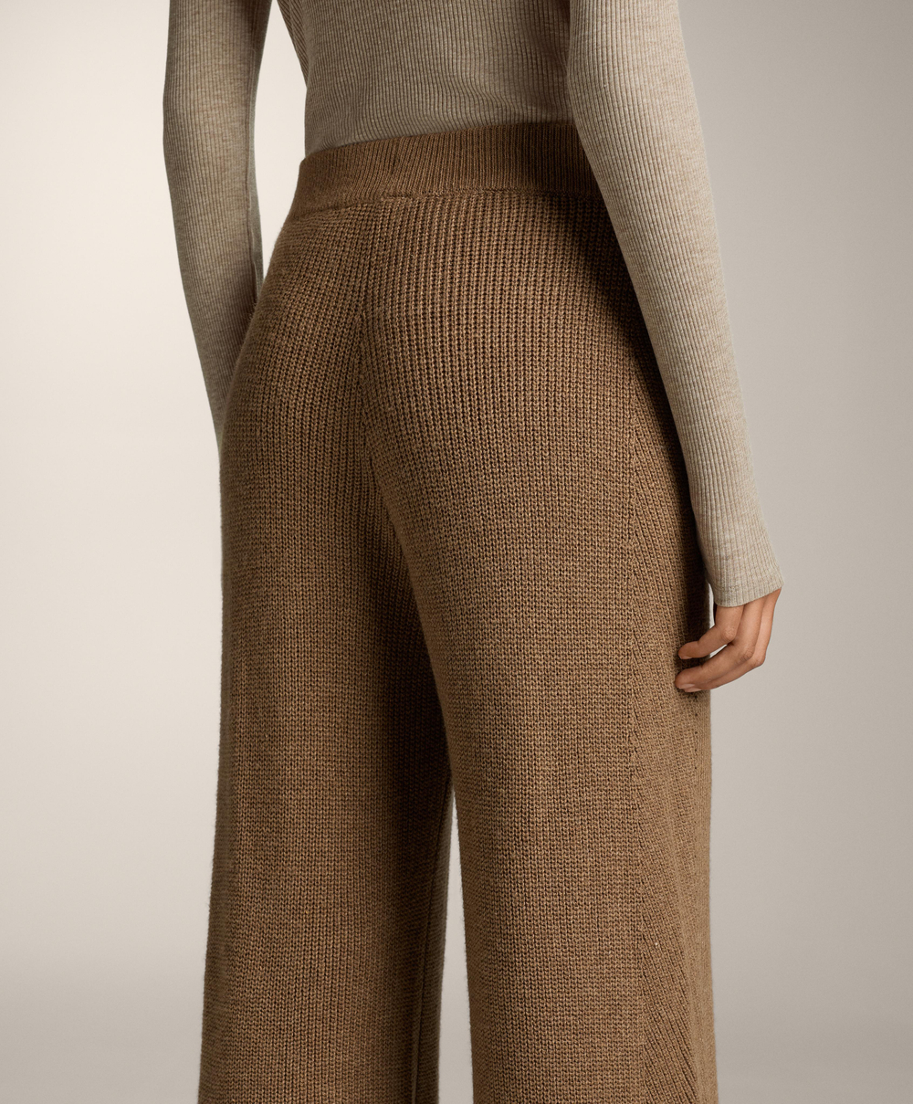 OYSHO Прямые вязаные брюки, карамельный