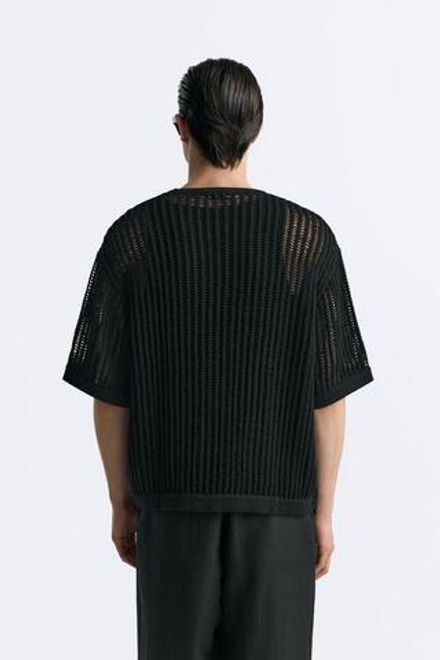 ZARA ФУТБОЛКА С ПЕРФОРАЦИЕЙ, ЧЕРНЫЙ