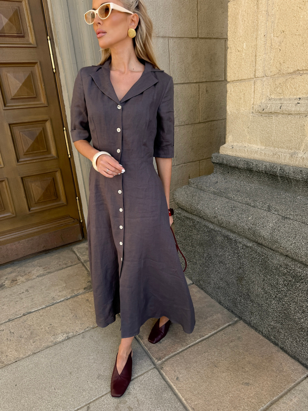 Платье из тенселя и льна на пуговицах в цвете антрацит