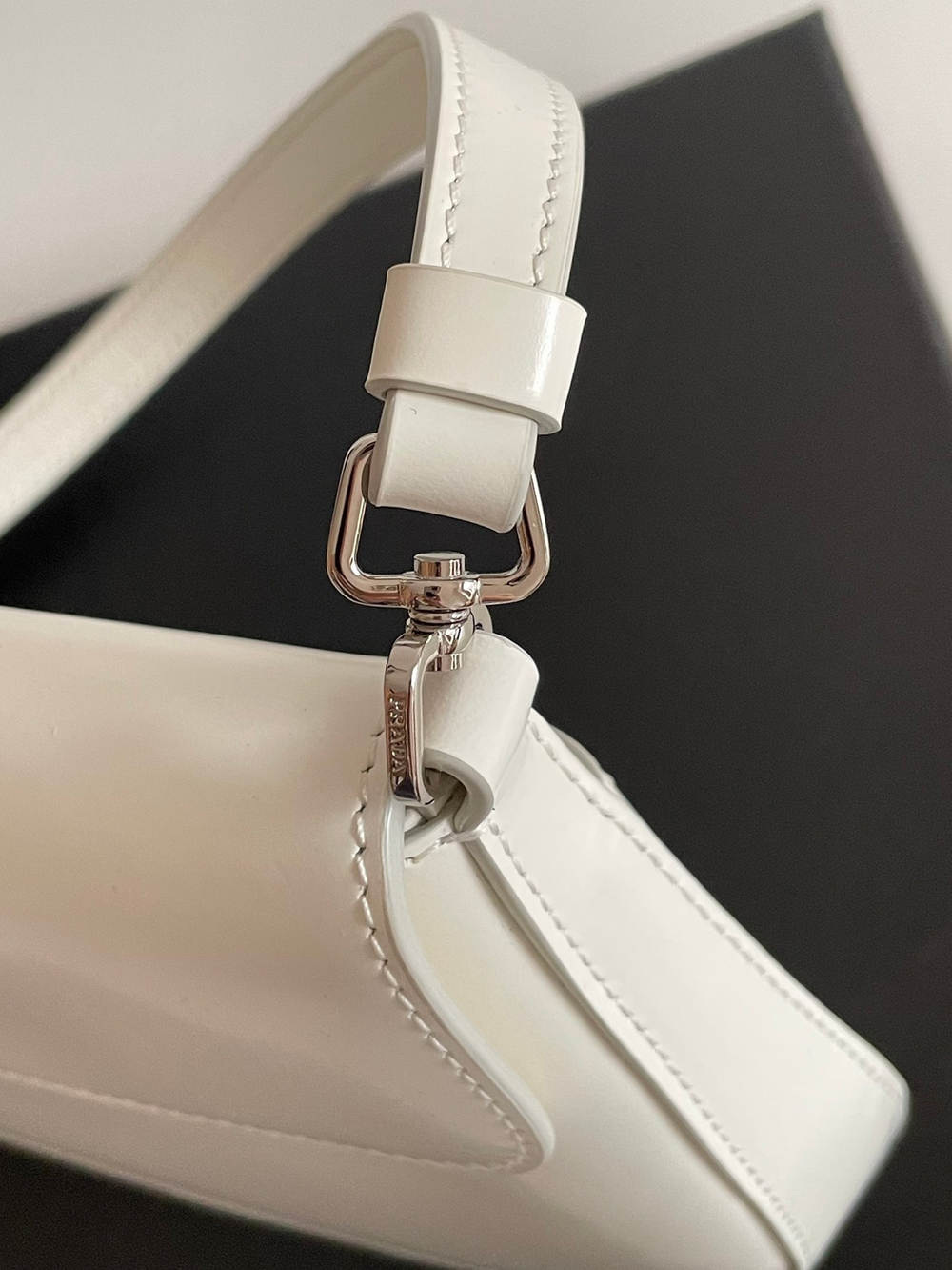 Prada Cleo 22 cm