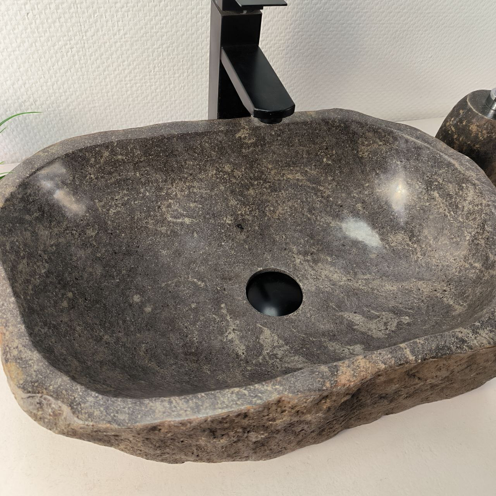 Раковина из речного камня RS-66075 53х34х15 из натурального камня