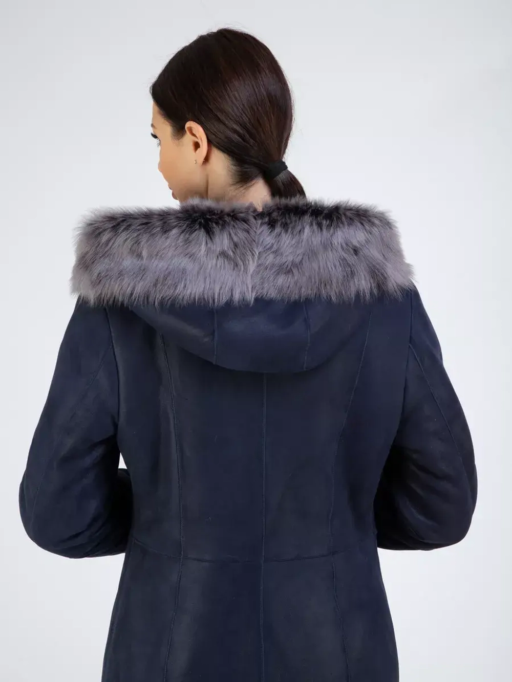 Дубленка зимняя натуральная с капюшоном длинная и теплая